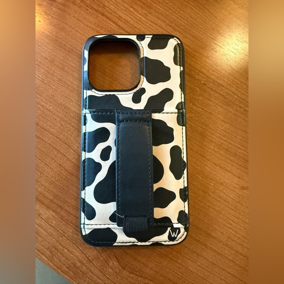 Walli Case Cowhide iPhone 13 Pro - Picture 1 of 2
